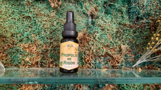 Vaj Propolis me Rigon 100 % natyral per dhimbjet e fytit nga Merja Produkte Bio